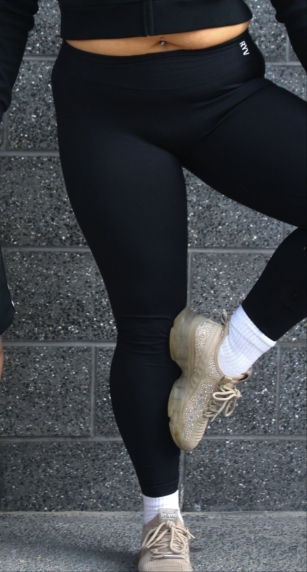 Built Leggings (Blackout)